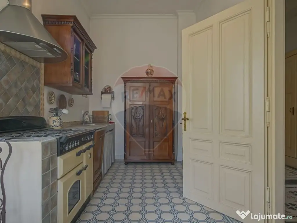 Investiție!!! Imobil individual, strada Michael Weiss, B... 