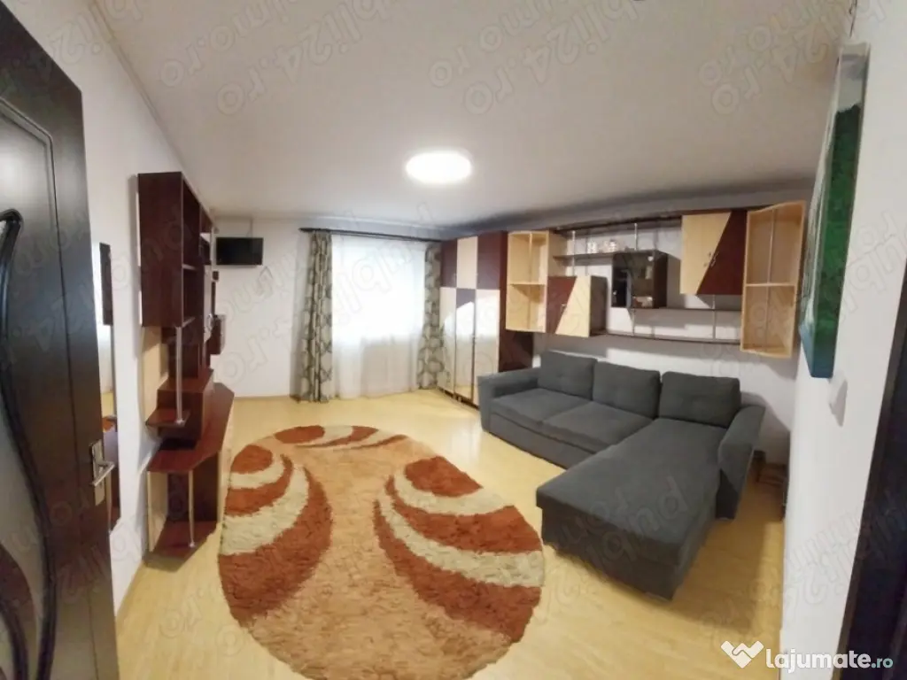 Garsoniera de inchiriat in Centrul Vechi 