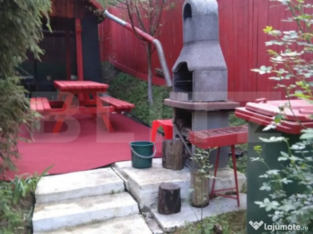 Cabana 2 camere, 100mp, Aleea Bujorului