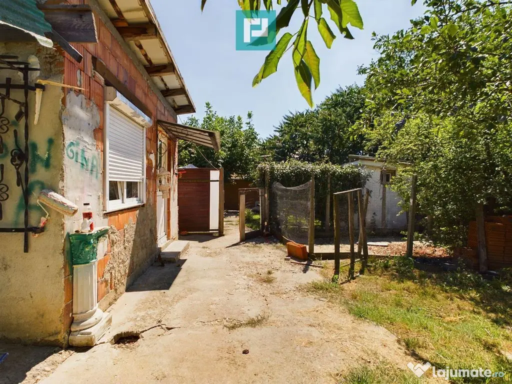 Casă stil conac pe drumul Cetății - Șiria