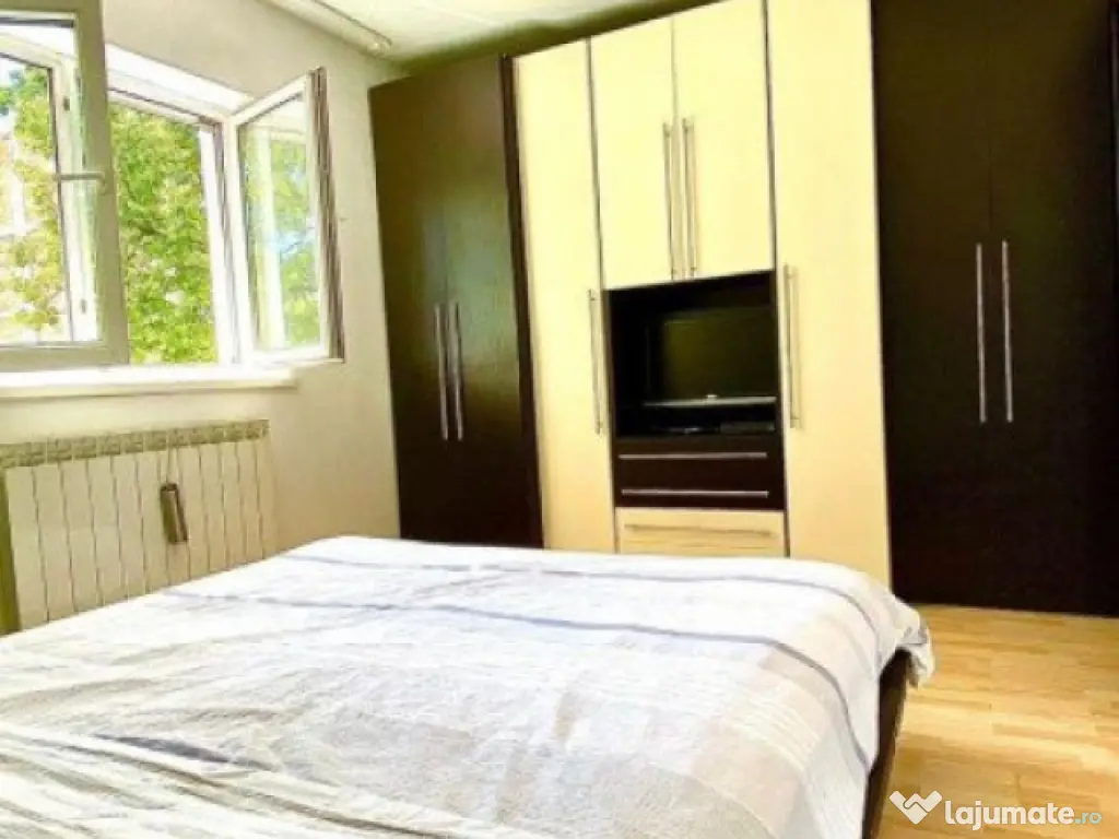 Apartament 4 camere, etaj 2, 97mp, zona Hurmuzachi, Radauti