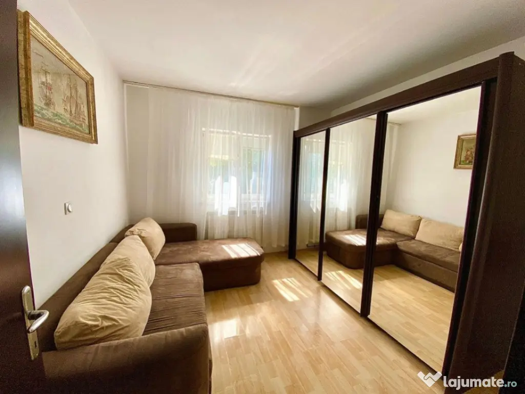 Apartament 4 camere, etaj 2, 97mp, zona Hurmuzachi, Radauti