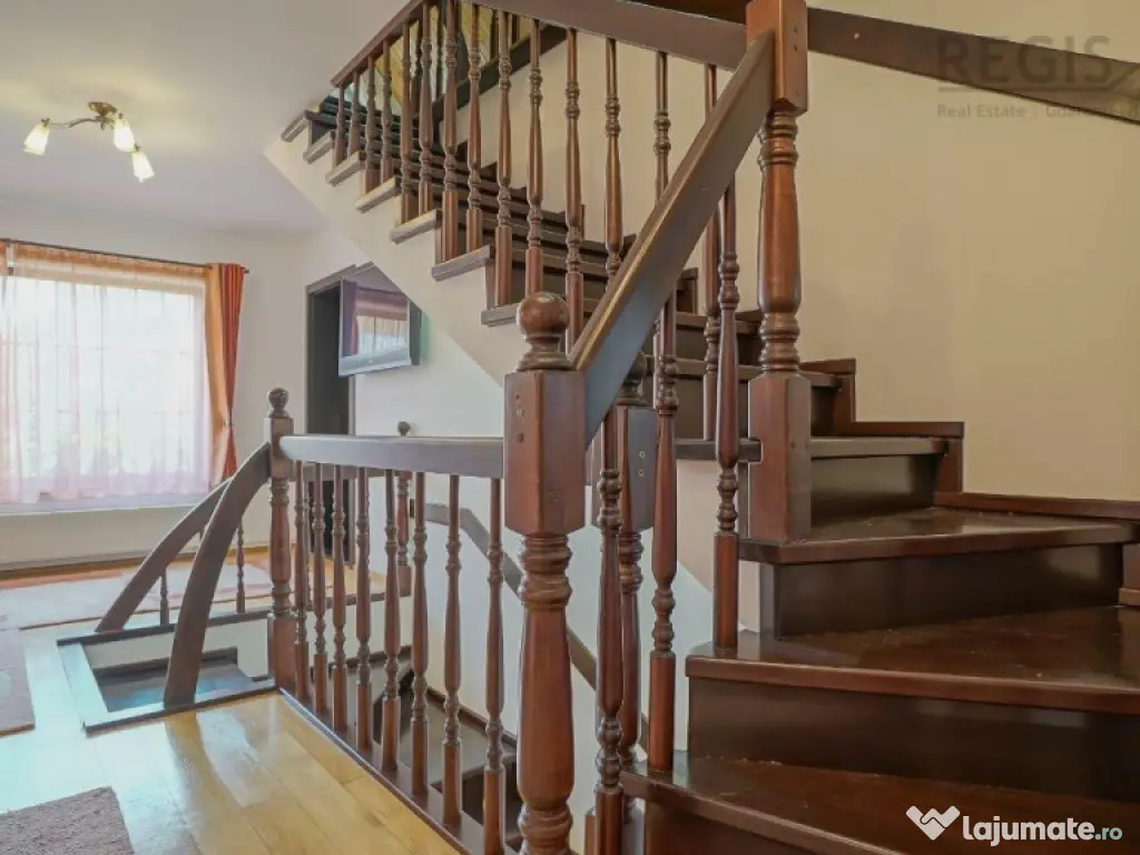 Casa Individuala cu Curte Zona Florilor 