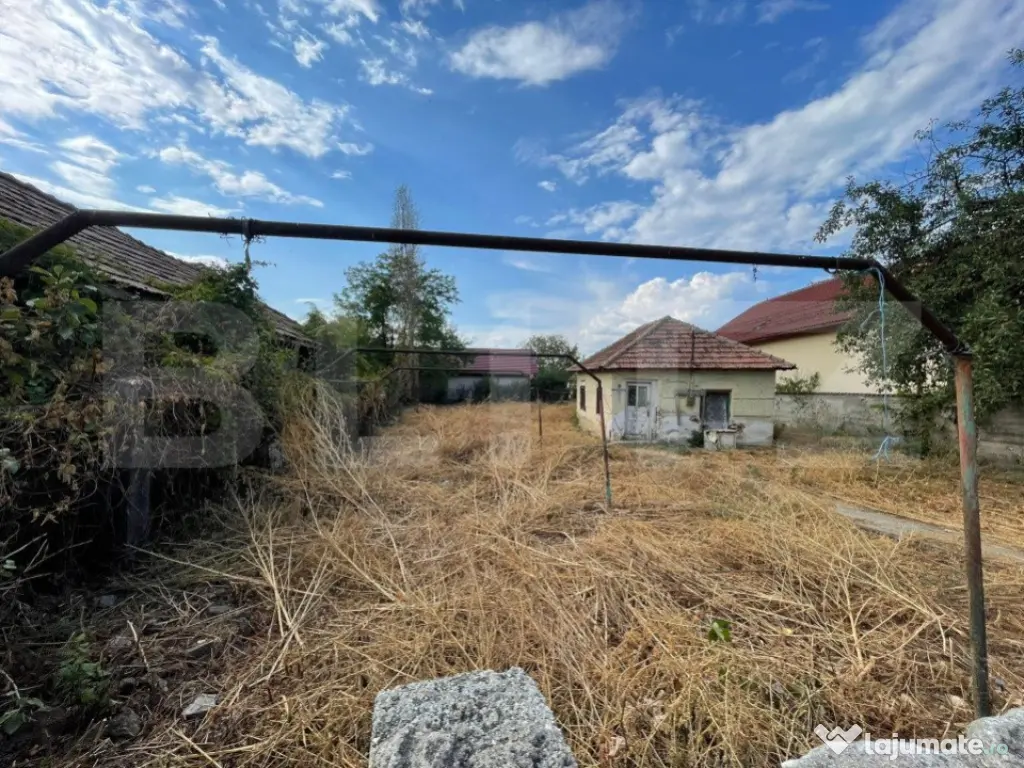 Teren intravilan de vanzare sau schimb, 705 mp, Targu Jiu