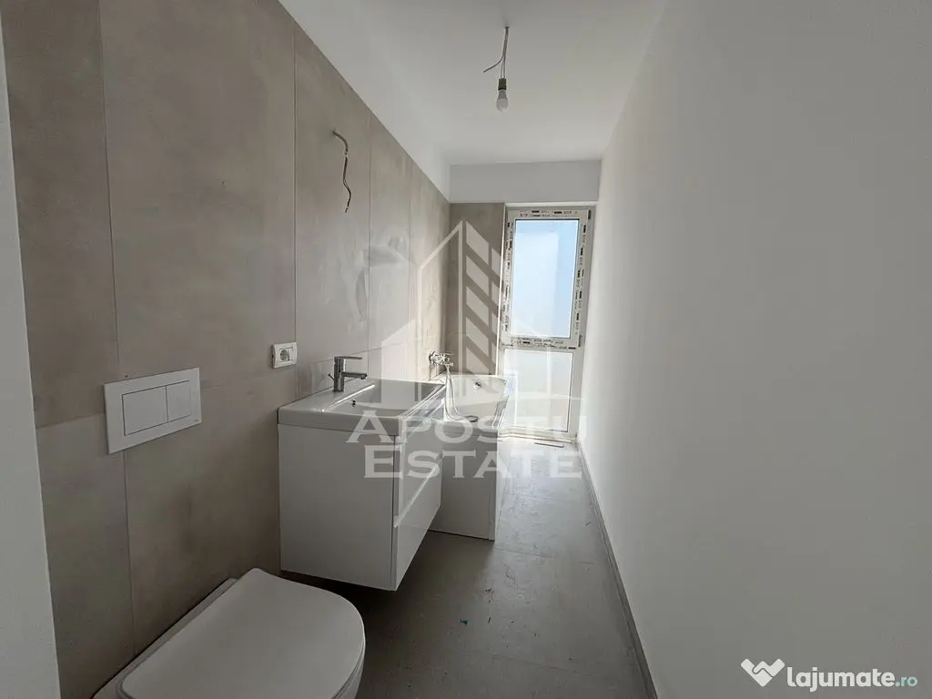 Jumatate de duplex cu 4 camere in zona Padurea Verde