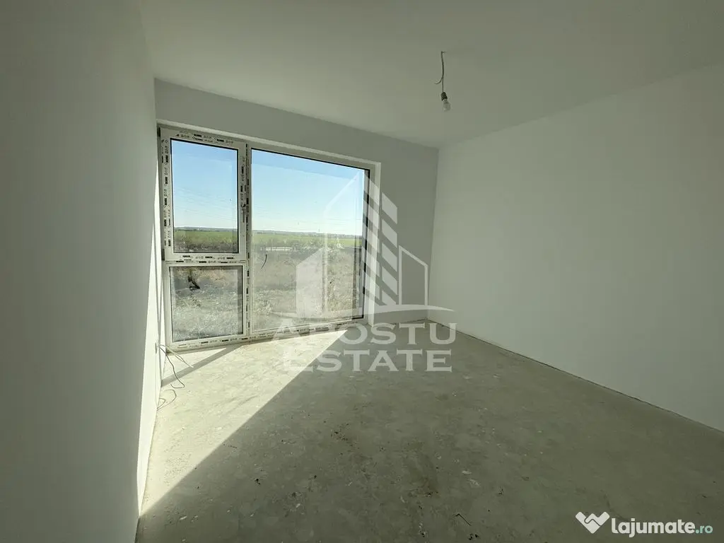 Jumatate de duplex cu 4 camere in zona Padurea Verde