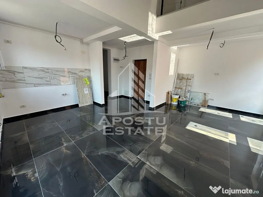 Apartament cu 3 camere si 2 bai, scara interioara, dispon...