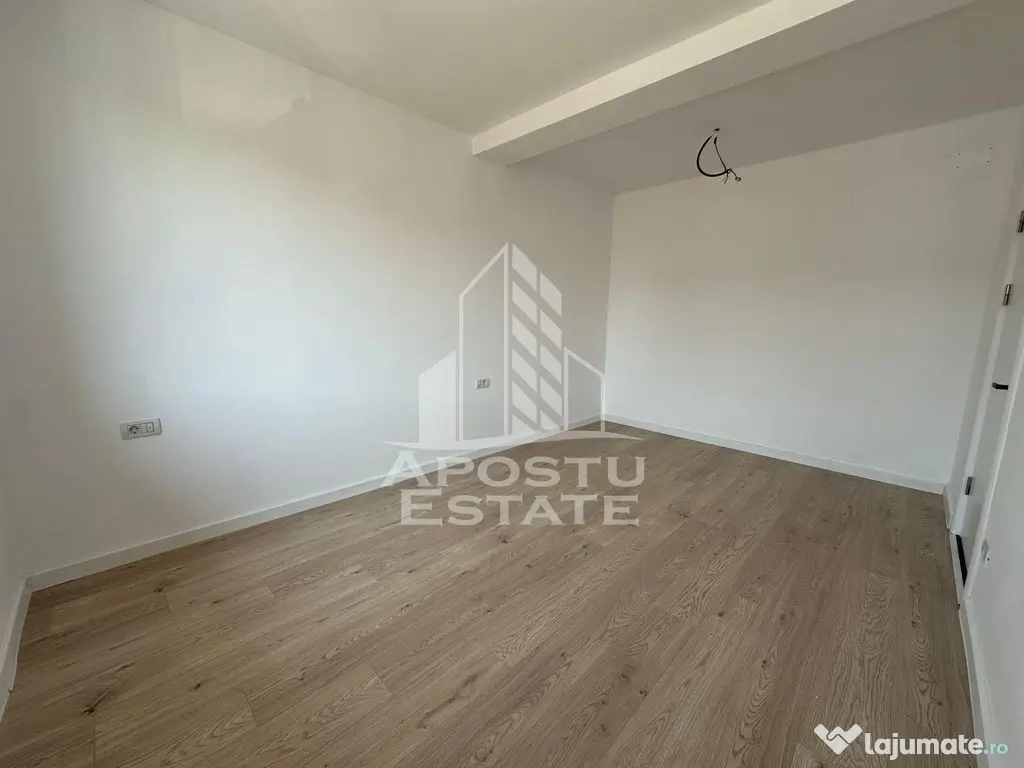 Apartament cu 3 camere si 2 bai, scara interioara, dispon...