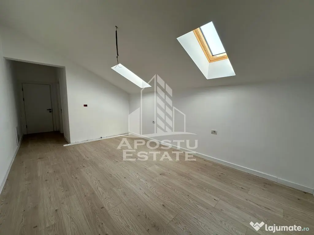 Apartament cu 3 camere si 2 bai, scara interioara, dispon...