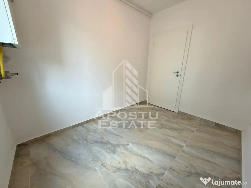 Apartament cu 2 camere, bucatarie separata zona Planetelo...