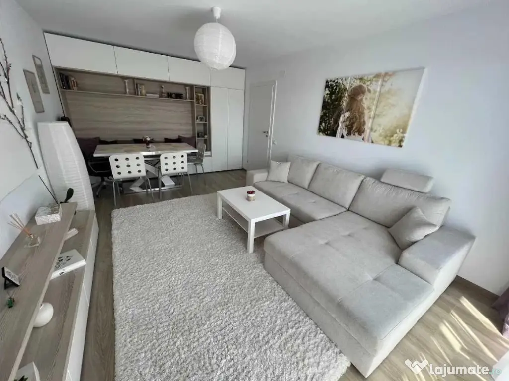 Apartament cu 2 camere, decomandat - zona Tractorul