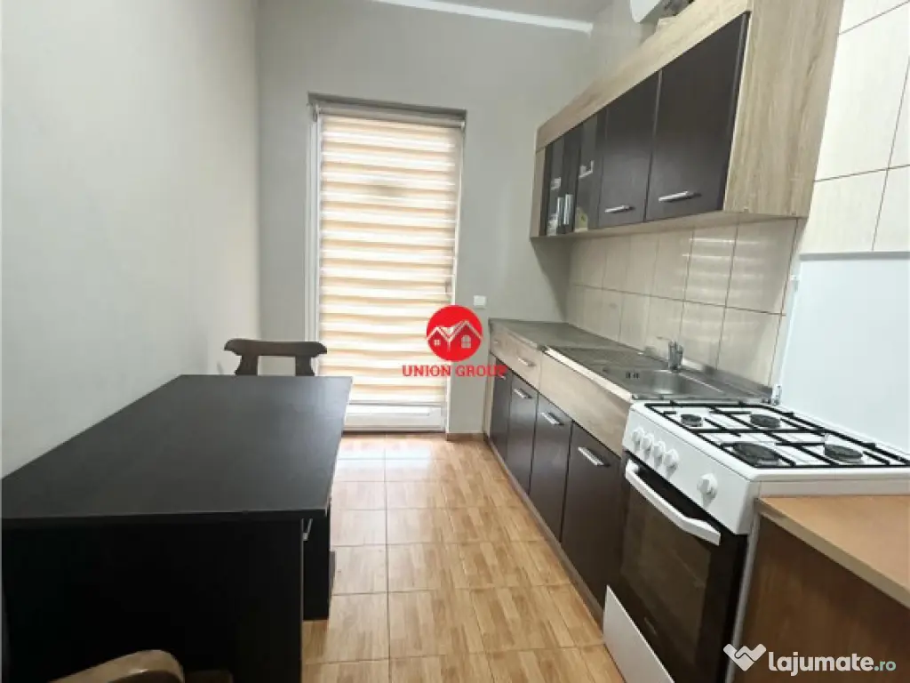 Afacere la cheie - Pensiune 11 camere si 11 bai - Costinesti