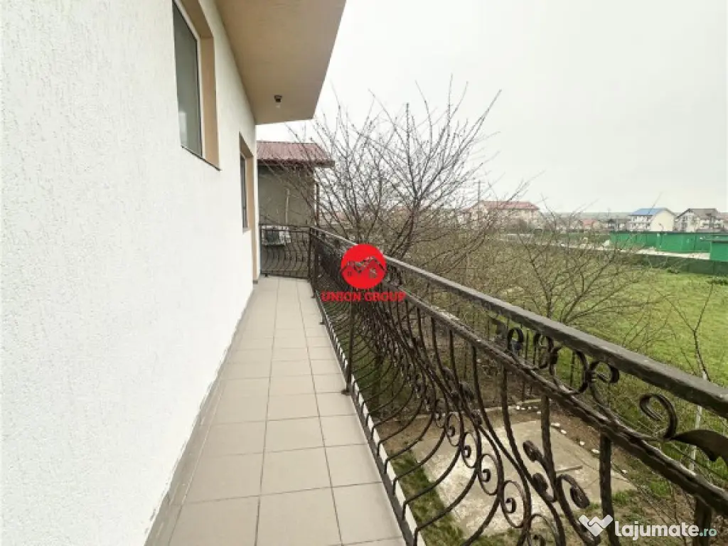 Afacere la cheie - Pensiune 11 camere si 11 bai - Costinesti