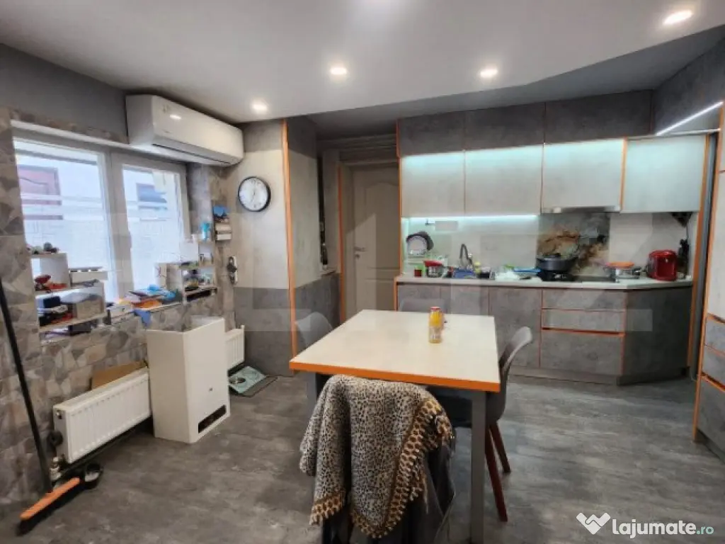 Casa cu 4 camere, Teren de 1000 mp, zona Unirii