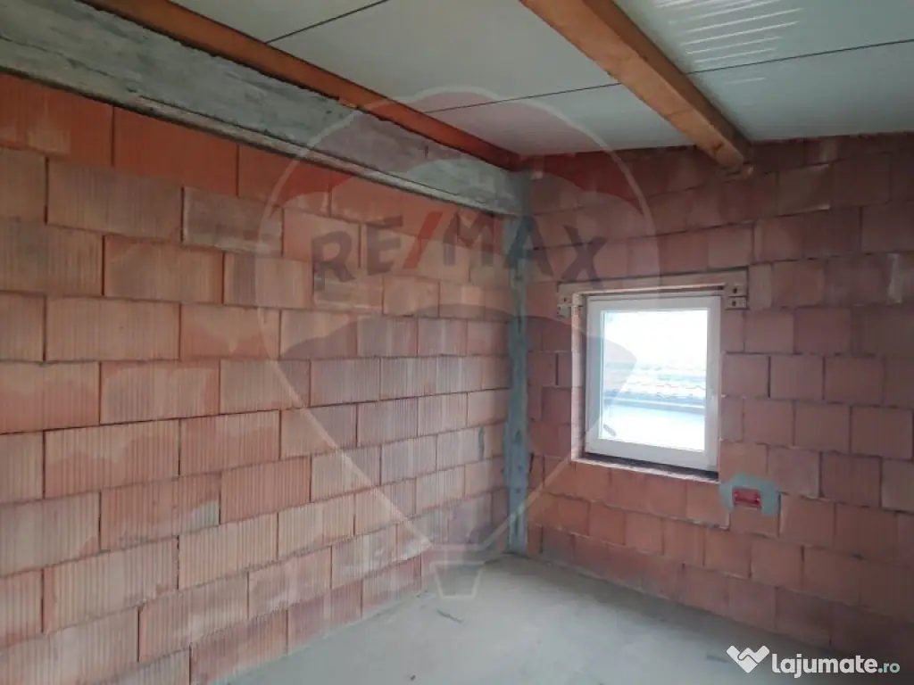 Casă noua cu mansarda teren 500 mp de vanzare Osorhei, 8... 