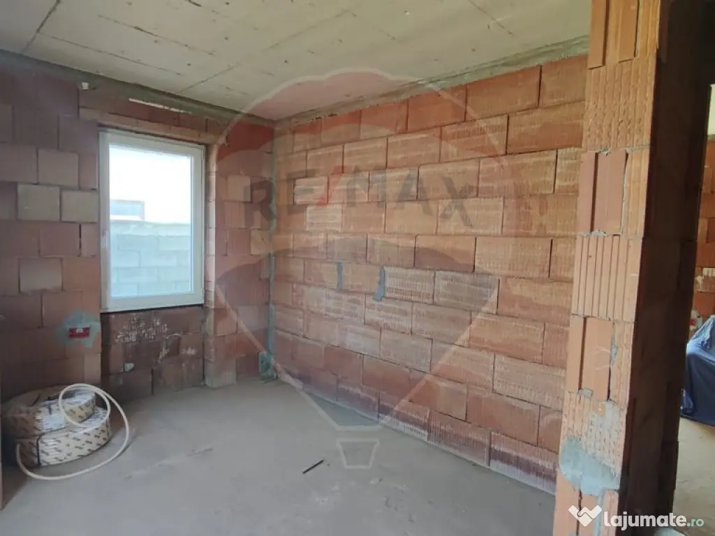 Casă noua cu mansarda teren 500 mp de vanzare Osorhei, 8... 