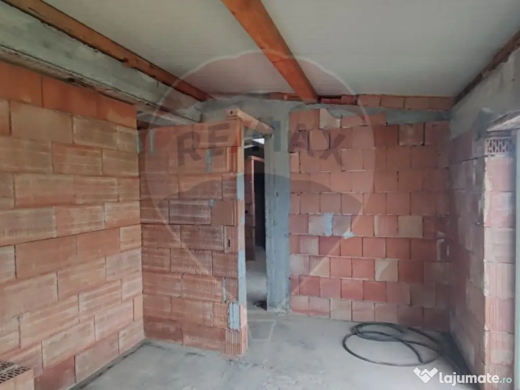 Casă noua cu mansarda teren 500 mp de vanzare Osorhei, 8... 