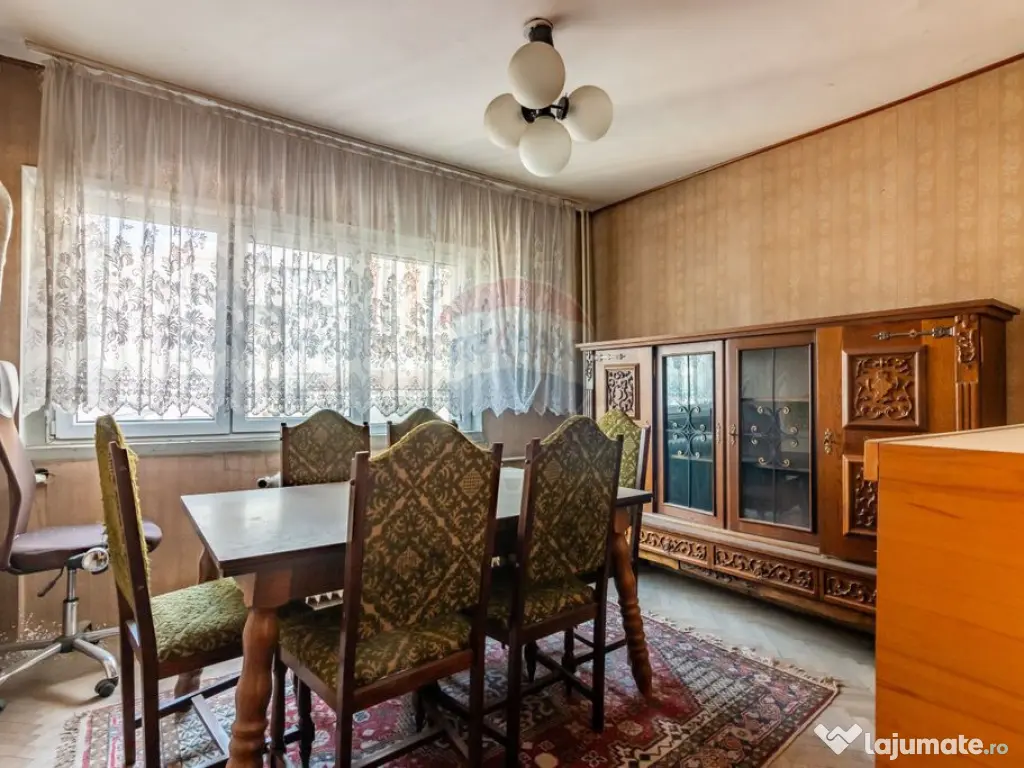 Apartament 3 cam, decomandat, Titulescu 