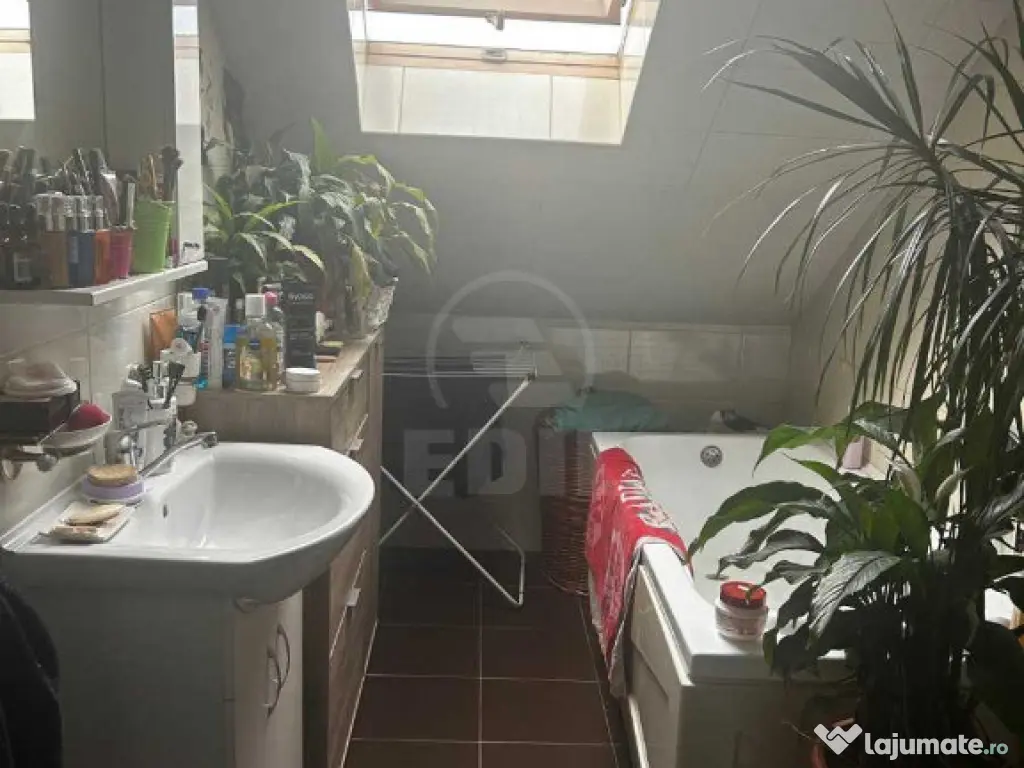 Apartament zona Eroilor 