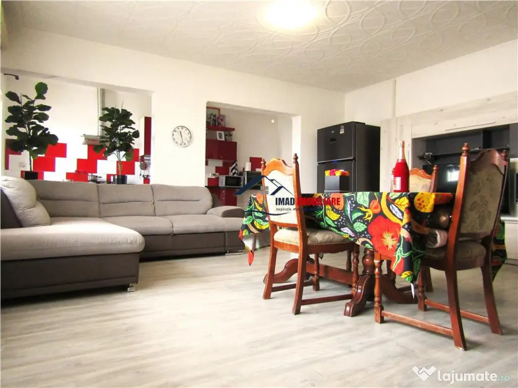 Cu mare potential! Casa P Pod si acoperis tip terasa in Ulm 