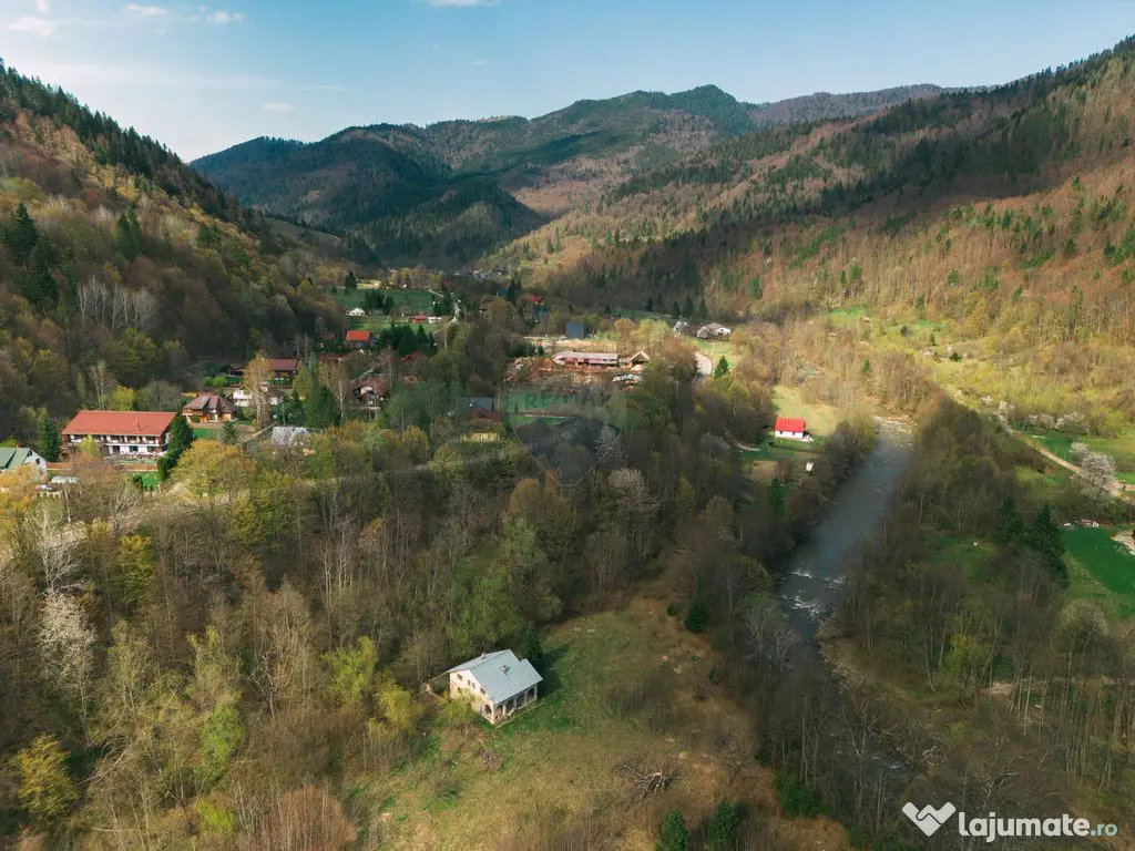 Casa si teren intravilan Tarcau
