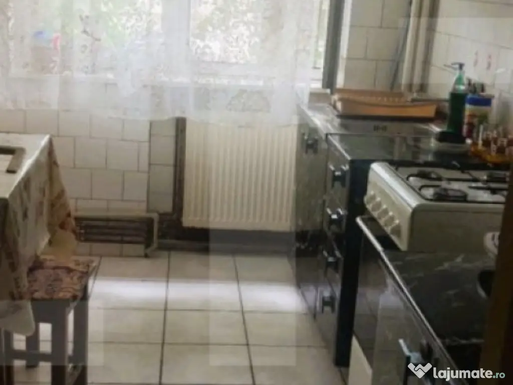 Apartament de vanzare, cu 2 camere, 62 mp, zona Podgoria