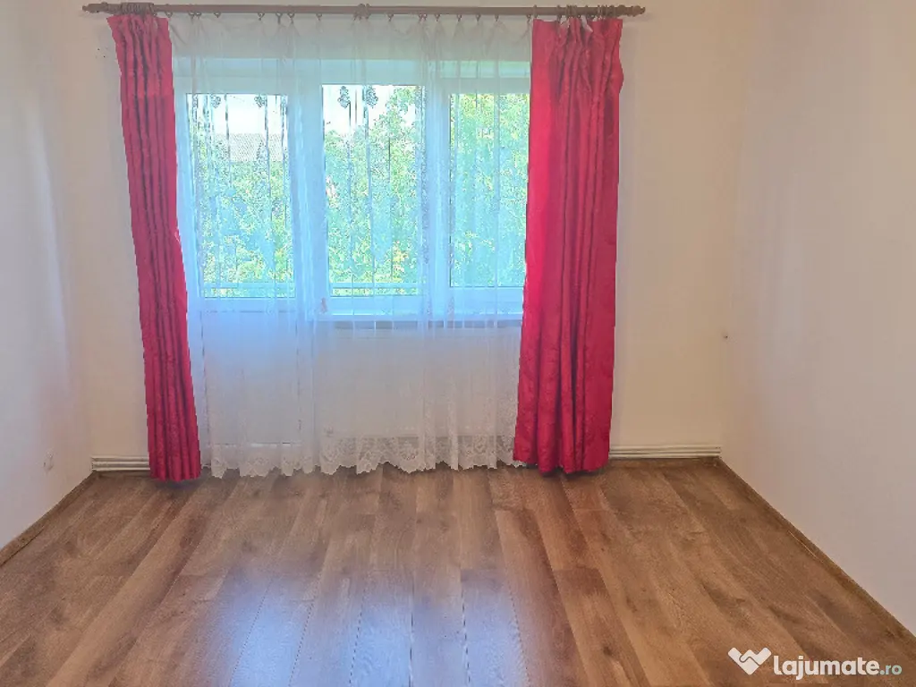 Vand apartament 2 camere in Deva, zona Zamfirescu (Pacii),