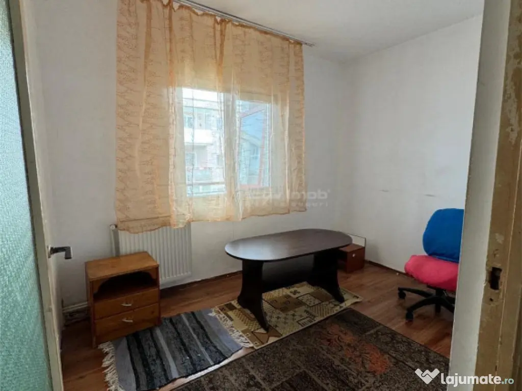 4 Camere - Etaj 3 - Liliacului 