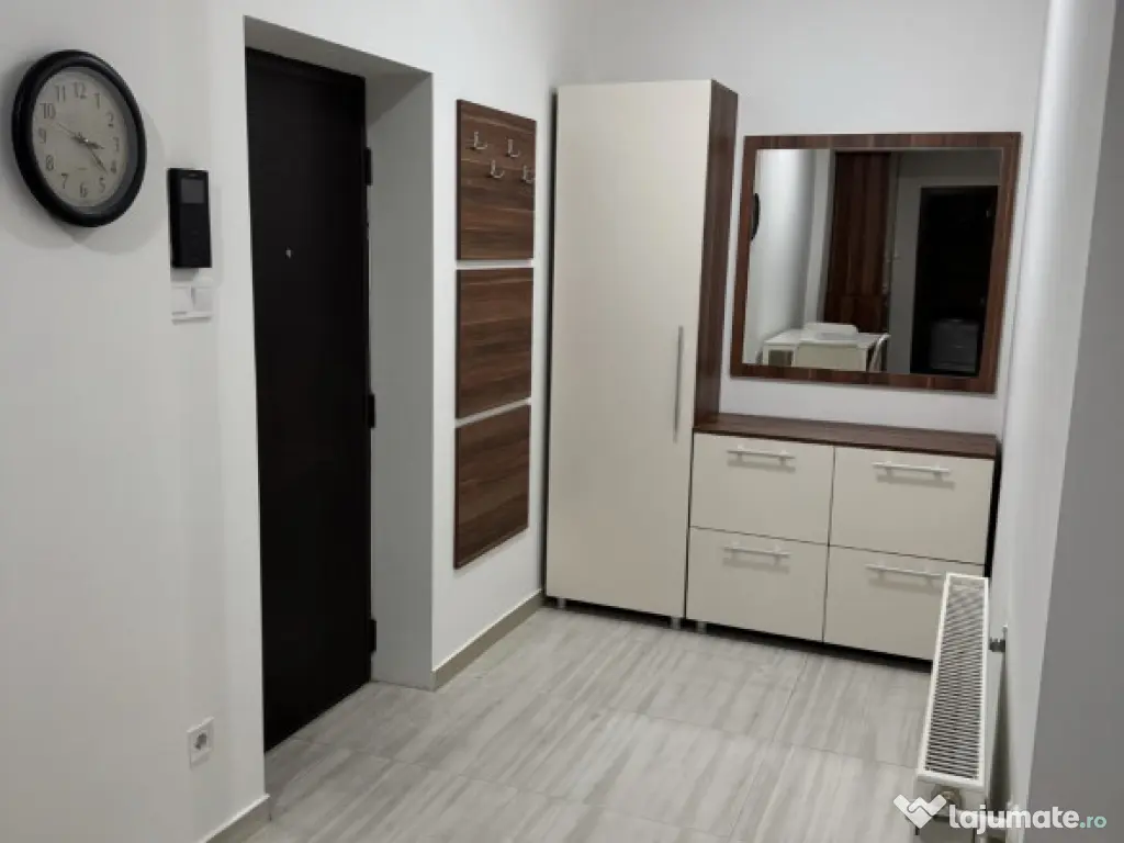 Apartament cu 2 camere, bloc nou, Centru 