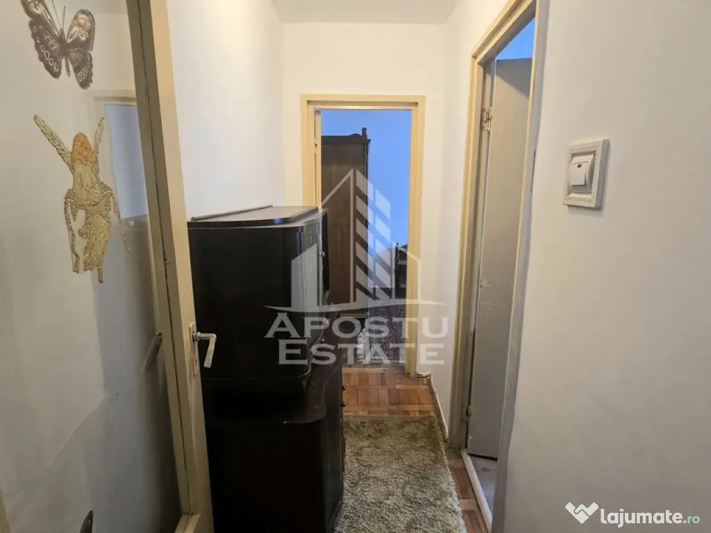 Apartament cu 4 camere, etaj intermediar, zona Dacia