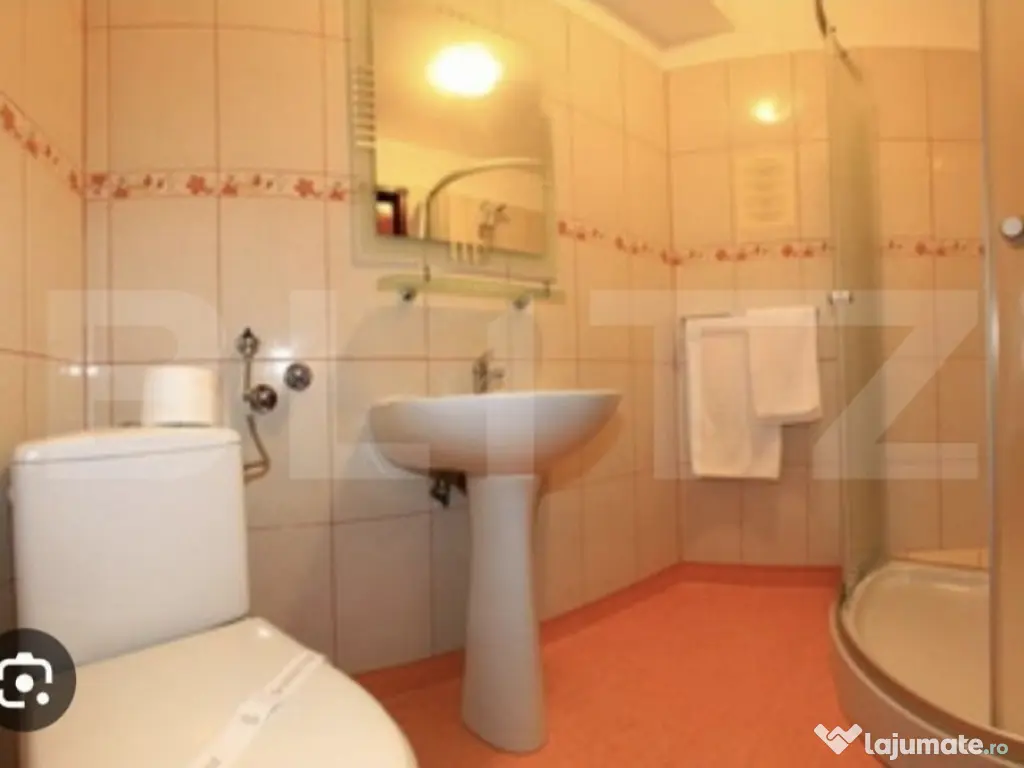 Pensiune 10 Camere pretabil si pentru Casa e Varstnici