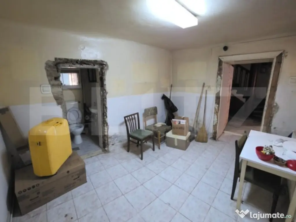 Spatiu comercial, de vanzare, 39mp, zona Dornei