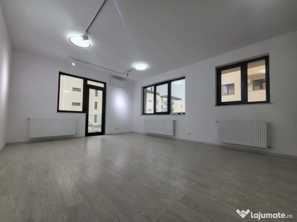 Apartament 2 camere, decomandat, parter, MRS 