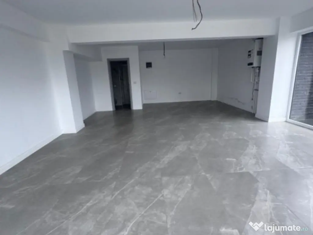 Spatiu comercial, cladire noua , finisat