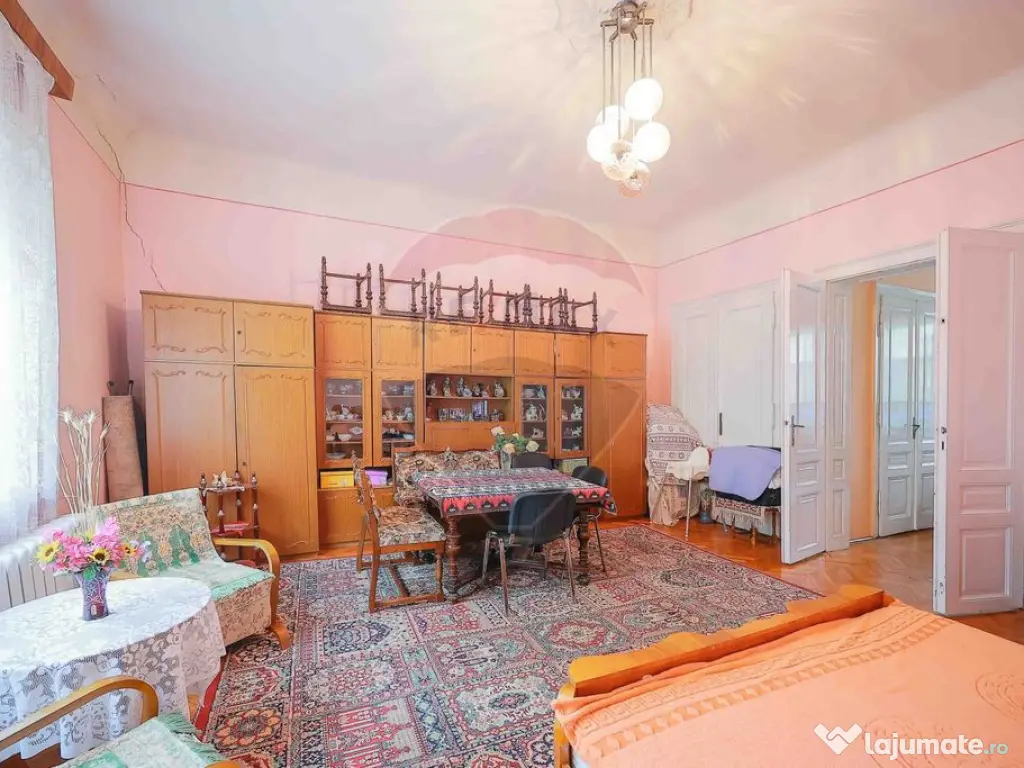 Spațiu ultracentral în Oradea, 171 mp, clinică sau bir... 