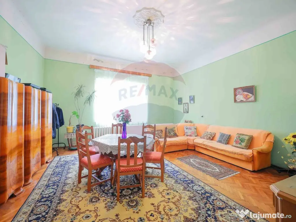 Spațiu ultracentral în Oradea, 171 mp, clinică sau bir... 