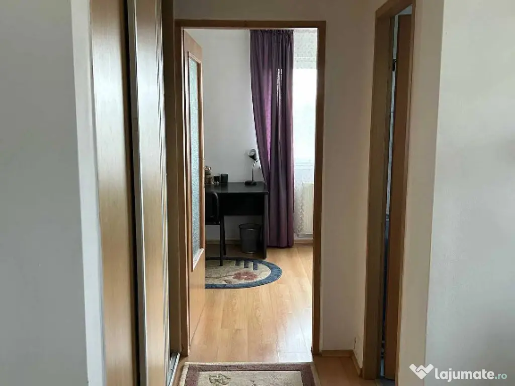 Apartament 2 camere, semidecomandat - zona Astra