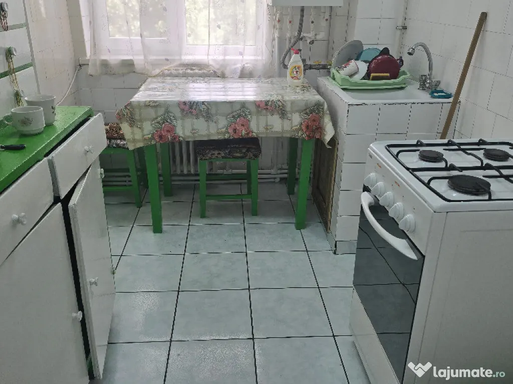 Vand apartament cu 3 camere in Deva, etaj 3, Gojdu (Zamfirescu),