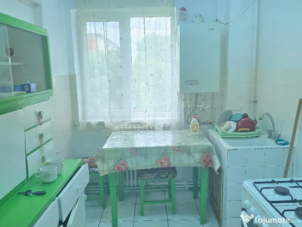 Vand apartament cu 3 camere in Deva, etaj 3, Gojdu (Zamfirescu),