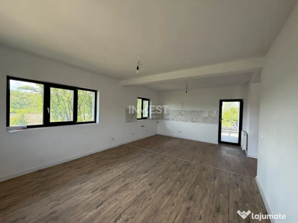 Duplex cu 4 camere in Valea Adanca 