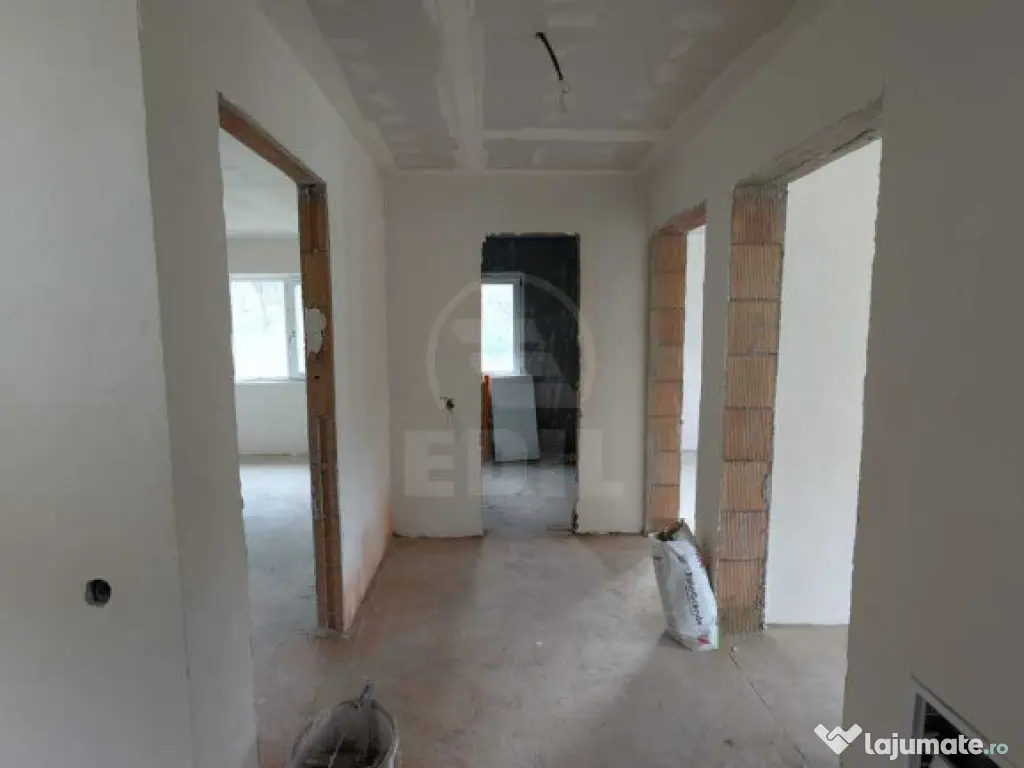 Duplex semifinisat, zona tautiului