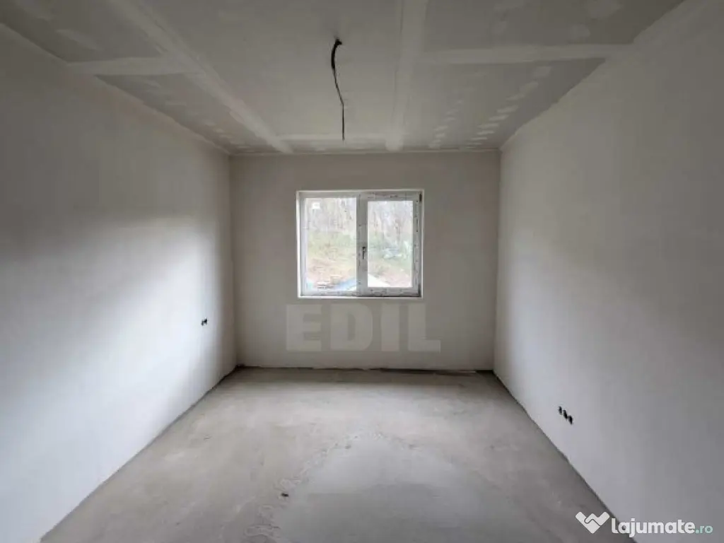 Duplex semifinisat, zona tautiului