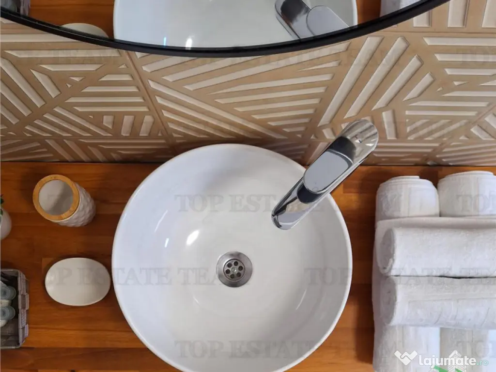 Pensiune premium de in Voronet - 1.610 mp utili, teren 1.02