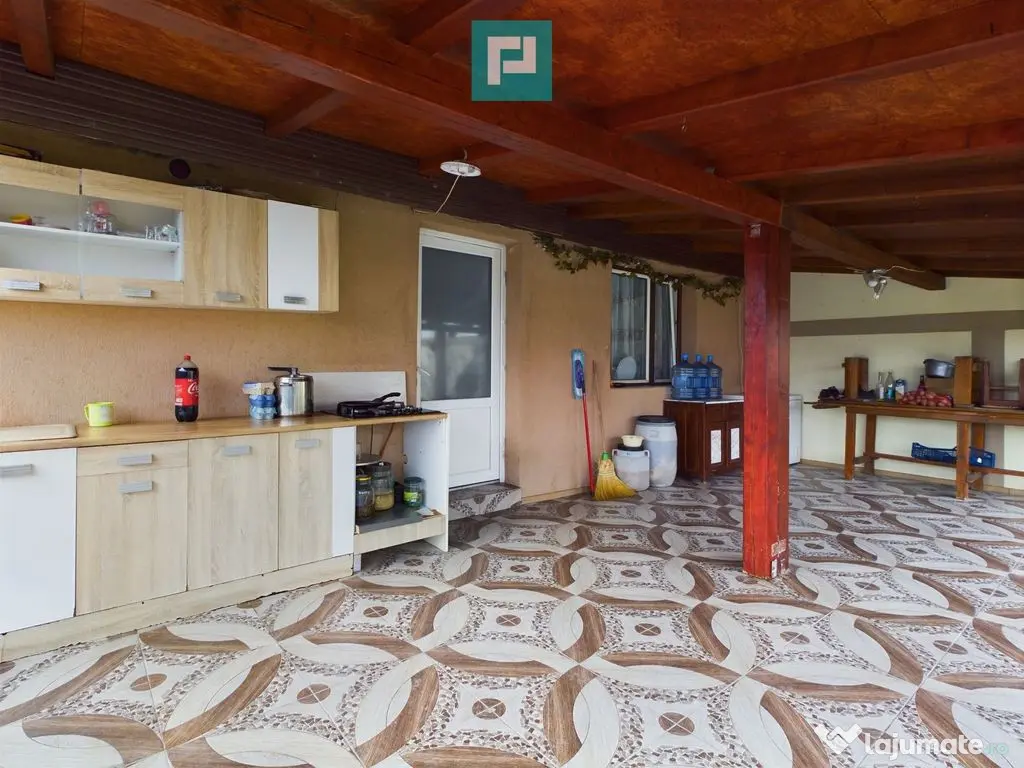 Casă cu 5 camere în Nădlac 