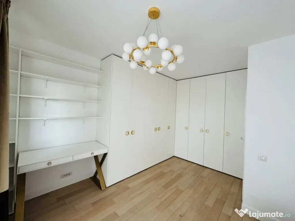 Brancoveanu, Parcul Oraselul Copiilor,Apartament 3 camere. 