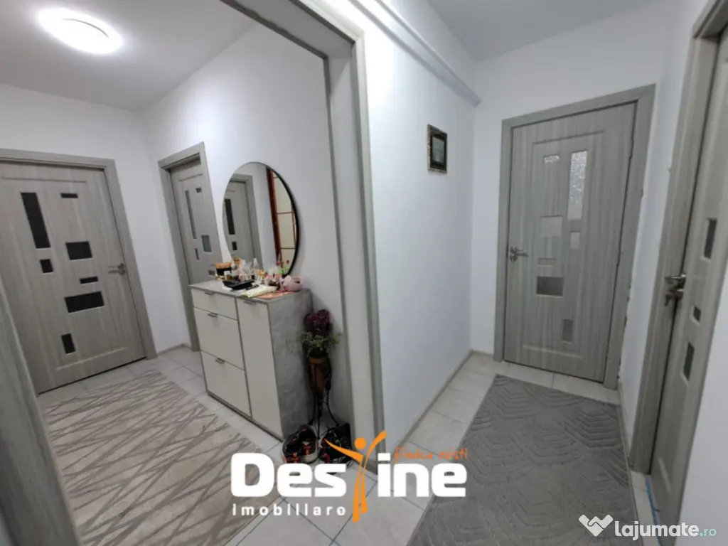 MIRCEA CEL BATRAN, Apartament 2 camere, decomandat, 109.900