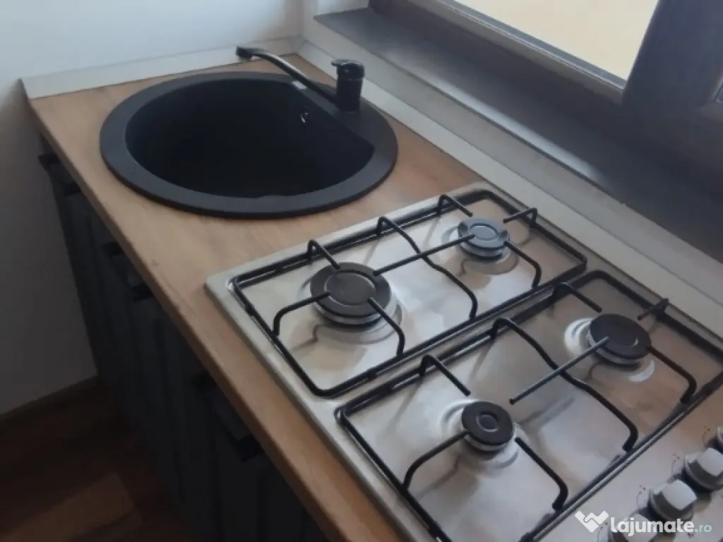 Garsoniera spatioasa decomandata Sanpetru 