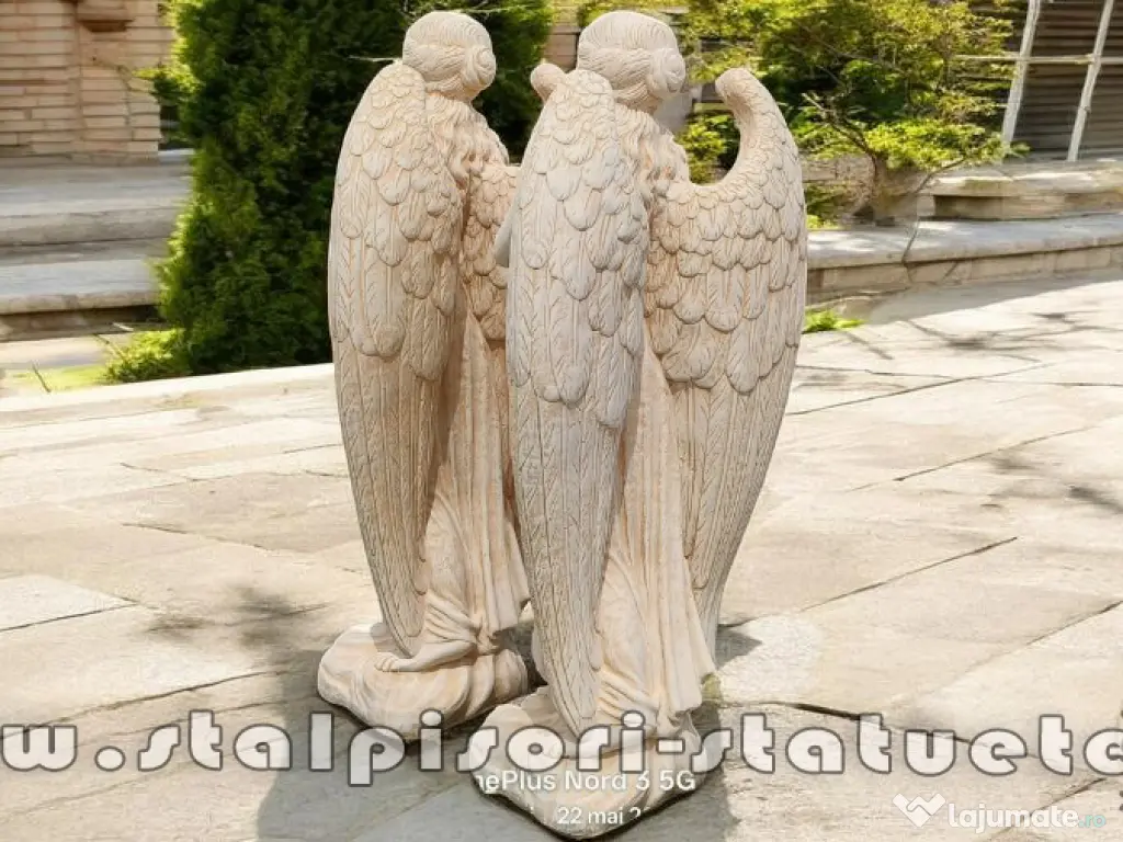 Statuetă îngeraș mare, galben patinat, model S20. 