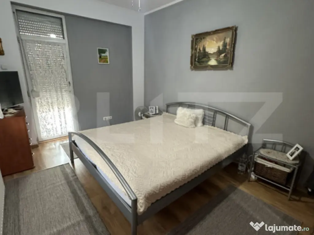 Casa P+2, 240 mp, 300 mp teren, zona Titulescu