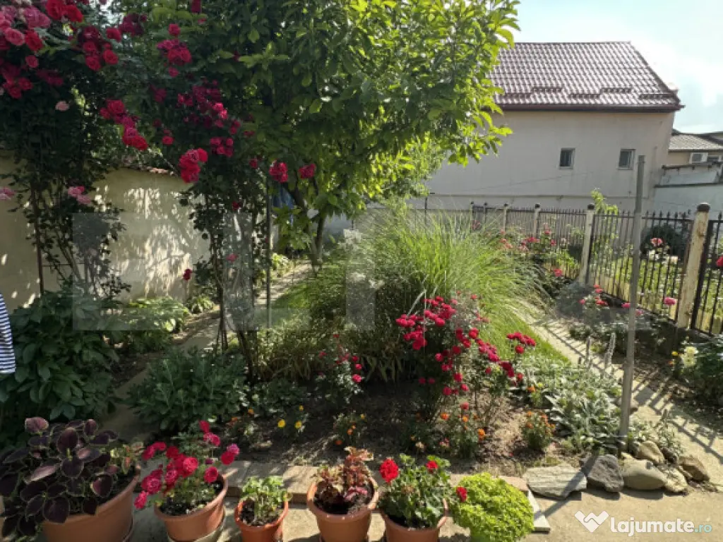 Casa P+2, 240 mp, 300 mp teren, zona Titulescu